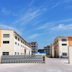 勇于在危機中育新機，在變局中開新局