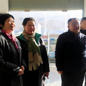 史莉赴“金土地”公司調研“萬企興萬村”工作