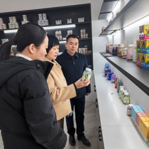 史莉赴潁東區(qū)開展三走進、三融入活動